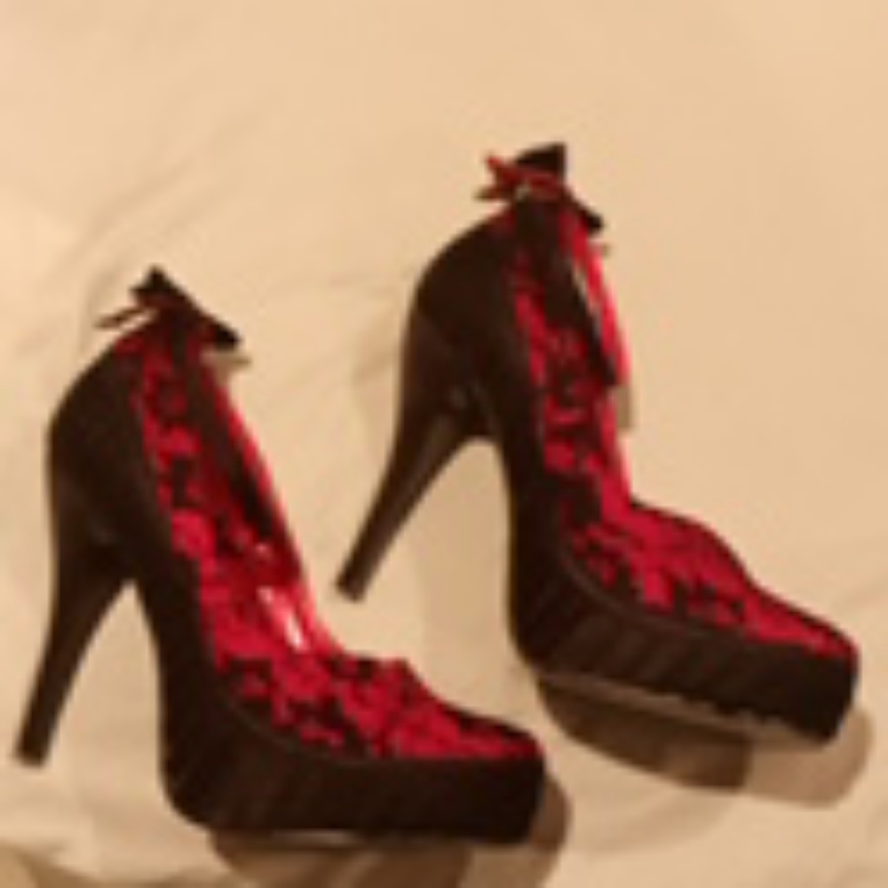 Heals - Picture 2 of 4
